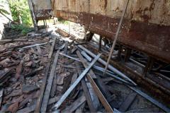 La Casa Rey Prendes: un calvario de olvido en la Calle de la Amargura. 🏚️ Una pieza documental de Francisco Campos que captura la agonía del patrimonio en San Salvador.