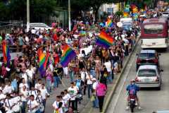 cronicagay18