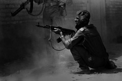 Sept 1980 : The war began when Iraq invaded Iran on 22 September 1980 following a long history of border disputes and demands for the overthrow of Saddam Hussein's regime. Although the Iraqis attacked without formal warning, they failed to make progress and were soon repelled by the Iranians.