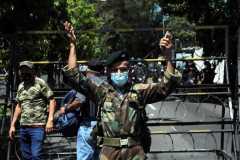 combatientes25