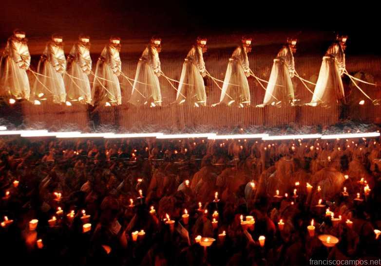El fervor gótico del Centro Histórico: Una crónica visual de la Semana Santa en la Parroquia El Calvario