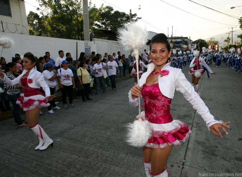 VIDEO. Cachiporristas en El Salvador: evolución, ritmo y tradición
